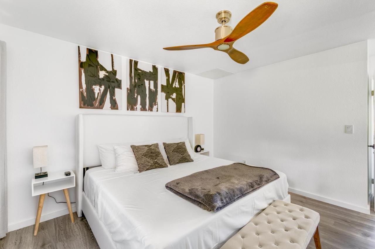 Newly Renovated Condo With Sup Paddle Boards And Golf Clubs Included Kailua-Kona Exterior photo