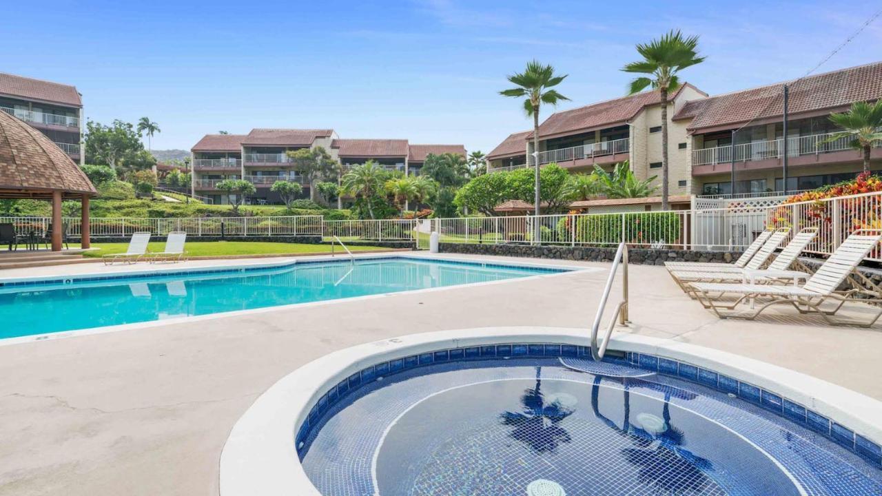 Newly Renovated Condo With Sup Paddle Boards And Golf Clubs Included Kailua-Kona Exterior photo