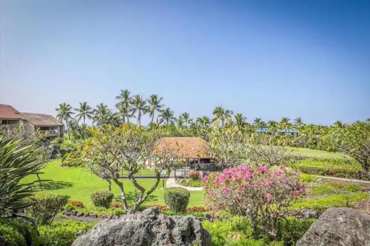 Newly Renovated Condo With Sup Paddle Boards And Golf Clubs Included Kailua-Kona Exterior photo